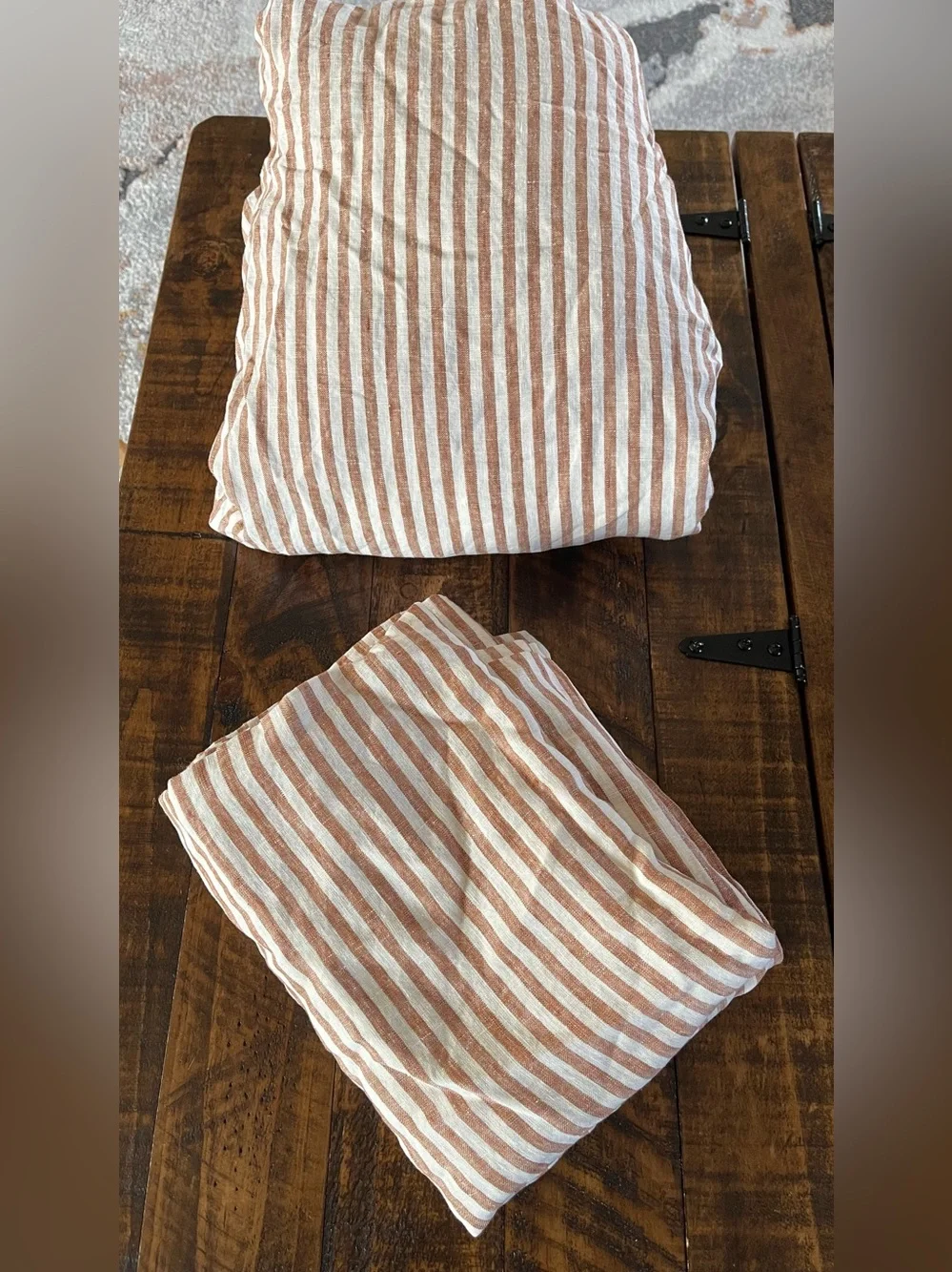 NWOT Quince European Linen 3 Pc Stripe Fitted Sheet Set, Queen -Terracotta/White